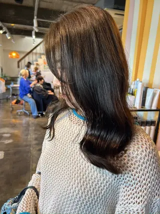 ミディアム shiho/レイヤー /透明感カラーのヘアスタイル