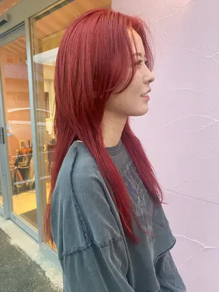 ロング あいさ🤍ムラ無しカ ラー🤍のヘアスタイル