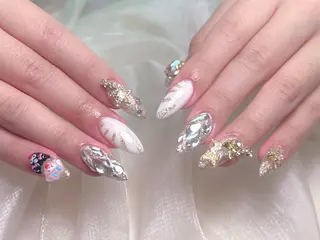 ネイル lucky nail 歌舞伎町のネイルデザイン