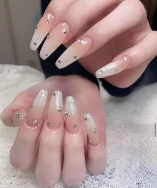 ネイル Hin Nail Osaka所属・Hin Nailsのネイルデザイン