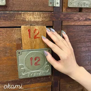 ネイル おかみねいる所属・津久井 美紅のネイルデザイン