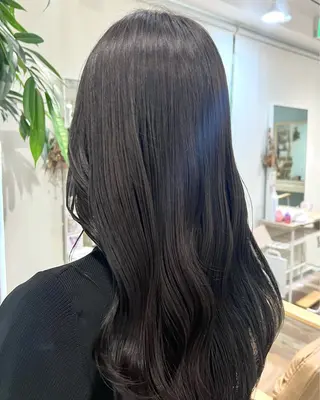 ミディアム 透明感カラー Hikariのヘアスタイル