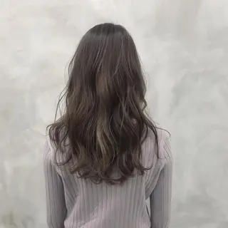 ロング カラー ブームボックス所属・🐝ハイトーンカラー hachi🐝のヘアスタイル