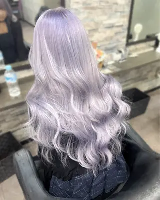 ロング カラー ハイトーンエクステ 🎩カズキ🎩のヘアスタイル