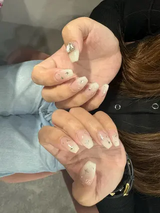 ネイル LAVISH nail salonのネイルデザイン