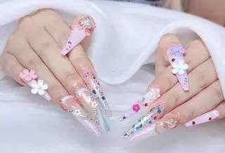 ネイル M🌷nail 長さだし専門店のネイルデザイン