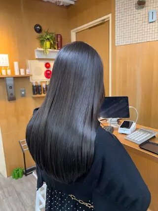 ロング カラー 透明感カラー/ イルミナカラーヒロキのヘアスタイル