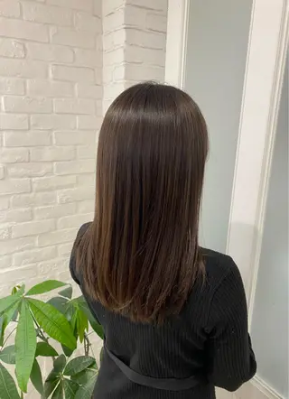 ロング 🍂透明感ベージュ カラー🍂森部杏菜のヘアスタイル