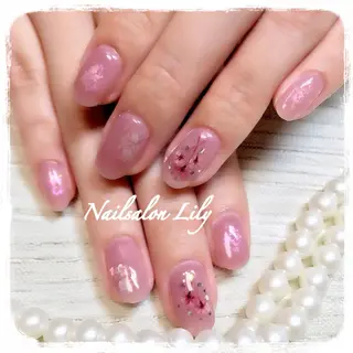 ネイル Nailsalon Lilyのネイルデザイン