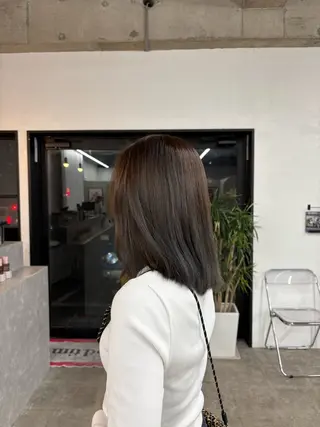 カラー miloc sayaのヘアスタイル