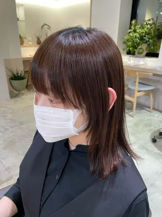 ミディアム 斉藤 瑞恵のヘアスタイル