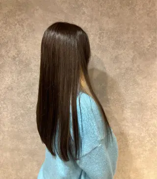 ロング カラー まるやま ゆいかのヘアスタイル