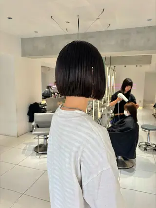 ショート mina🪐立川駅/ レイヤー/ボブのヘアスタイル