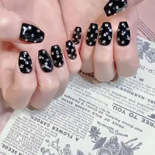 ネイル NOIROUGE所属・NOI ROUGEのネイルデザイン