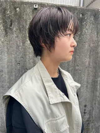 ショート カラー Yui. ハイトーン/パーマ/のヘアスタイル