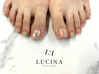 ネイル 新橋 ルキナ スタッフのネイルデザイン
