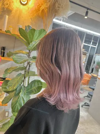 ミディアム カラー ハイトーンカラ ー/小川のヘアスタイル