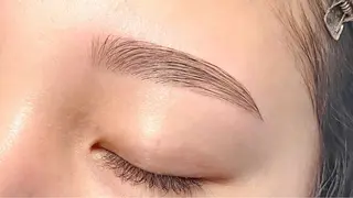 アイブロウ Narumi 🧚‍♂️の眉毛・アイブロウイメージ