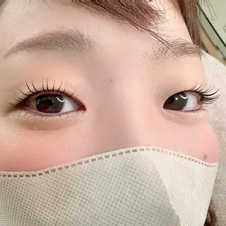 マツエク・マツパ calm eyelash×eyebrow所属・中川 千夏のマツエク・マツパデザイン