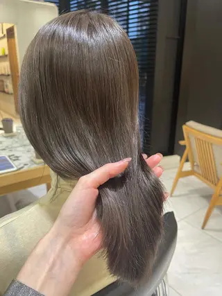 セミロング カラー ラベンダー/レイヤー スタイル🤎mamiのヘアスタイル