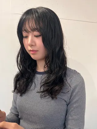 セミロング パーマ/縮毛矯正 /韓国風/佐藤里咲のヘアスタイル