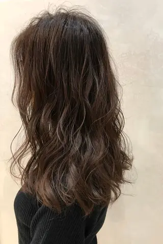 ロング _WHITE 天神店のヘアスタイル