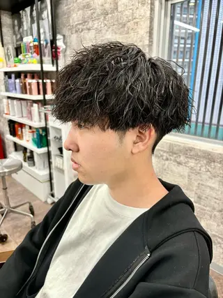 パーマ メンズ フェードパーマ 新倉幸之助のヘアスタイル