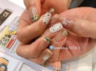 ネイル 4tunekick NAILS(フォーチュンキックネイルズ)所属・光森 淳子のネイルデザイン