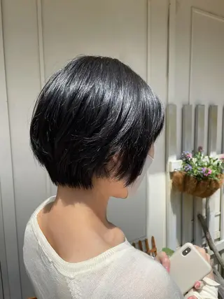 ショート カラー nia所属・柔らかブラウン/栄/ tomitaのヘアスタイル