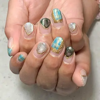 ネイル atelier　FIORITURA所属・FIORITURA aiのネイルデザイン