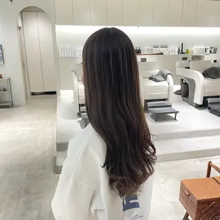 ロング カラー 安西 香利奈のヘアスタイル