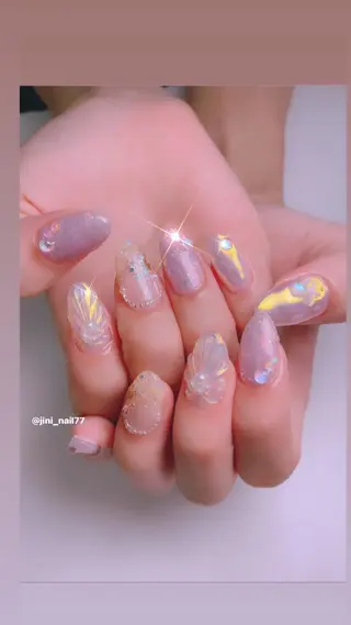 ネイル JINI NAIL所属・ジニ ネイルのネイルデザイン