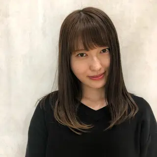 ミディアム 近藤 千裕のヘアスタイル