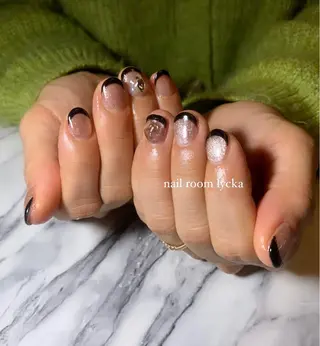 ネイル ﾈｲﾙﾙｰﾑﾘｯｶ 𝐦𝐚𝐲𝐮のネイルデザイン