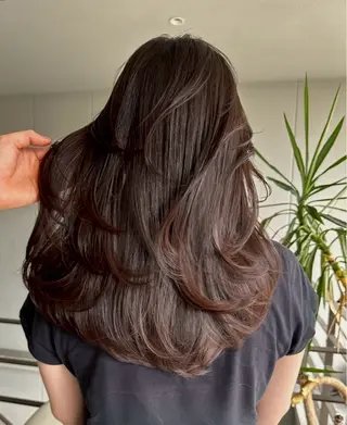 ロング Leverage広尾所属・透明感カラー/ ぷるぷる髪質改善💖のヘアスタイル
