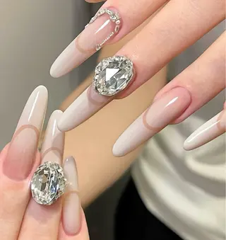 ネイル D-BEAUTY Nailsalonのネイルデザイン
