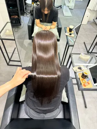 ロング カラー AHNKISM所属・似合わせカット💎 トレンドレイヤーのヘアスタイル