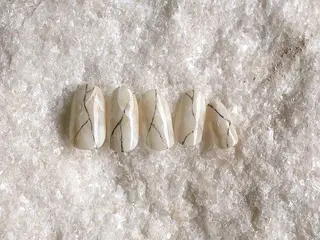 ネイル ネイルサロンレボルデ所属・ネイルサロン レボルデ Yのネイルデザイン