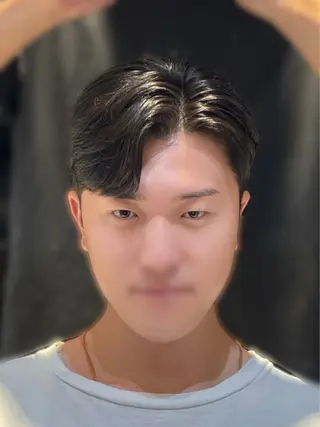 ショート メンズ YUKI🇰🇷 カルマ／ダウンパーマのヘアスタイル