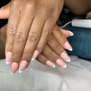 ショート aura nail salon所属・ＮＧＵＹＥＮ ＴＡＭのネイルデザイン