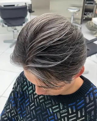 メンズ 白髪ぼかし/白髪 メッシュ/ゆうとのヘアスタイル