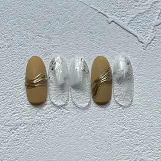 ネイル atelier　FIORITURA所属・FIORITURA aiのネイルデザイン