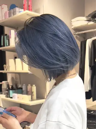 ショート カラー 透明感カラー/レイヤ ーhinata.のヘアスタイル