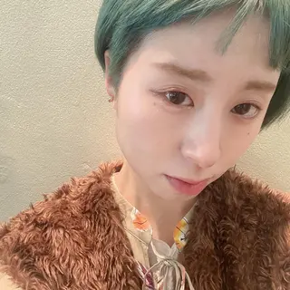 ショート 丸山 愛万音のヘアスタイル