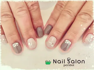 ネイル ペリドット えみのネイルデザイン