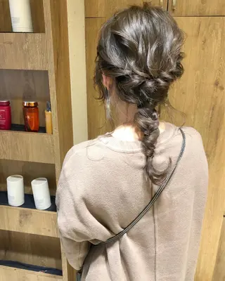 ミディアム 【ディレクター 🧸🤍田澤　唯那】のヘアスタイル