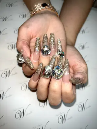 セミロング ネイルサロン ダブルのネイルデザイン