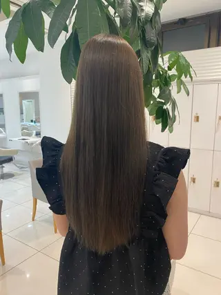 ロング カラー 🎀TEN🎀 オリーブベージュのヘアスタイル