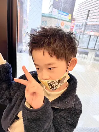 キッズ ショート メンズ ＲＩＣＨＡＩＲ リシェイルのヘアスタイル