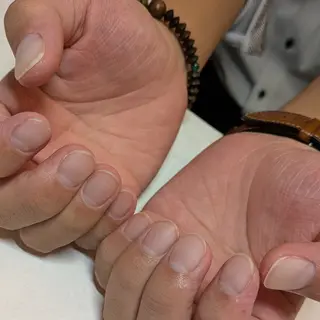 ネイル ジェヌインネイル 河内のネイルデザイン